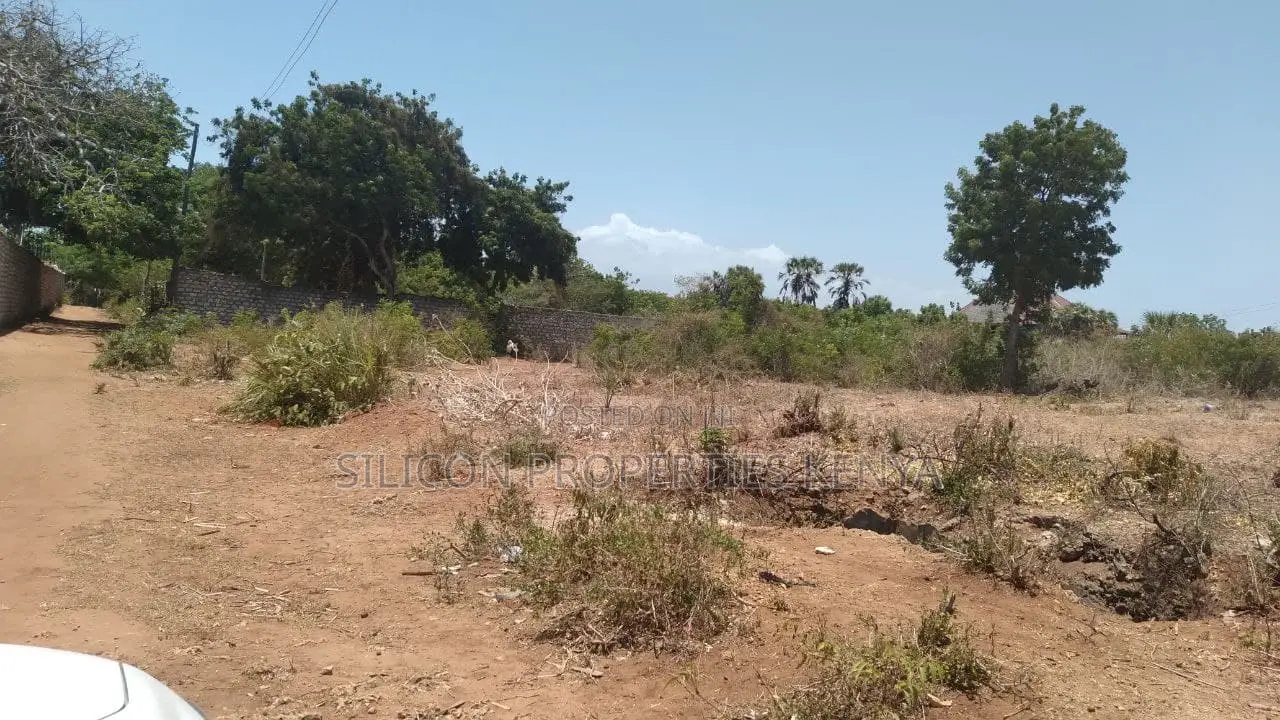 0.25-Acre Plot in Galu in Diani