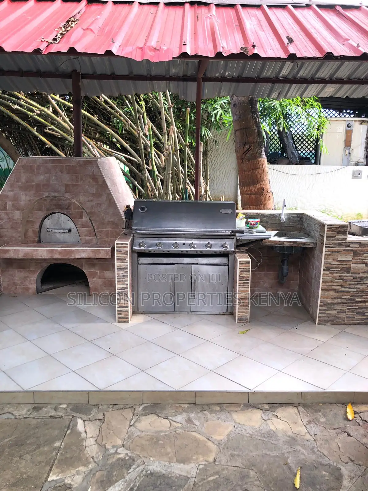 5bdrm Bungalow in Diani for sale in Diani