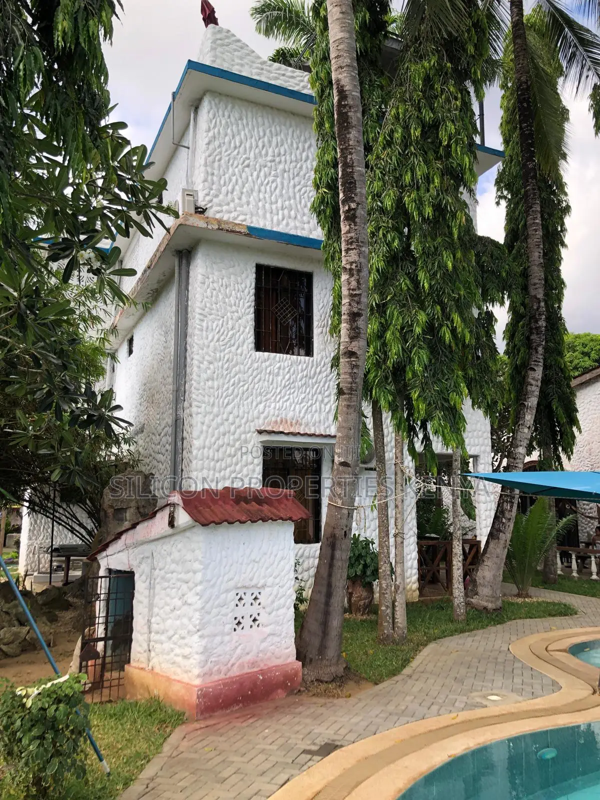 5bdrm Bungalow in Diani for sale in Diani