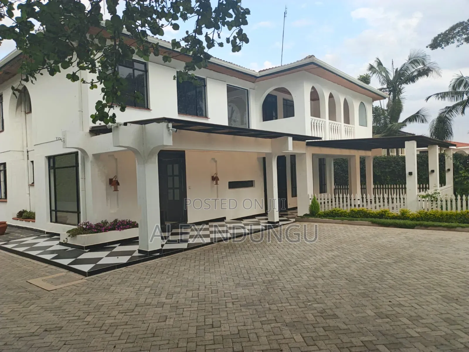 Furnished 5bdrm Block of Flats in Nairobi Central for sale in Nairobi Central