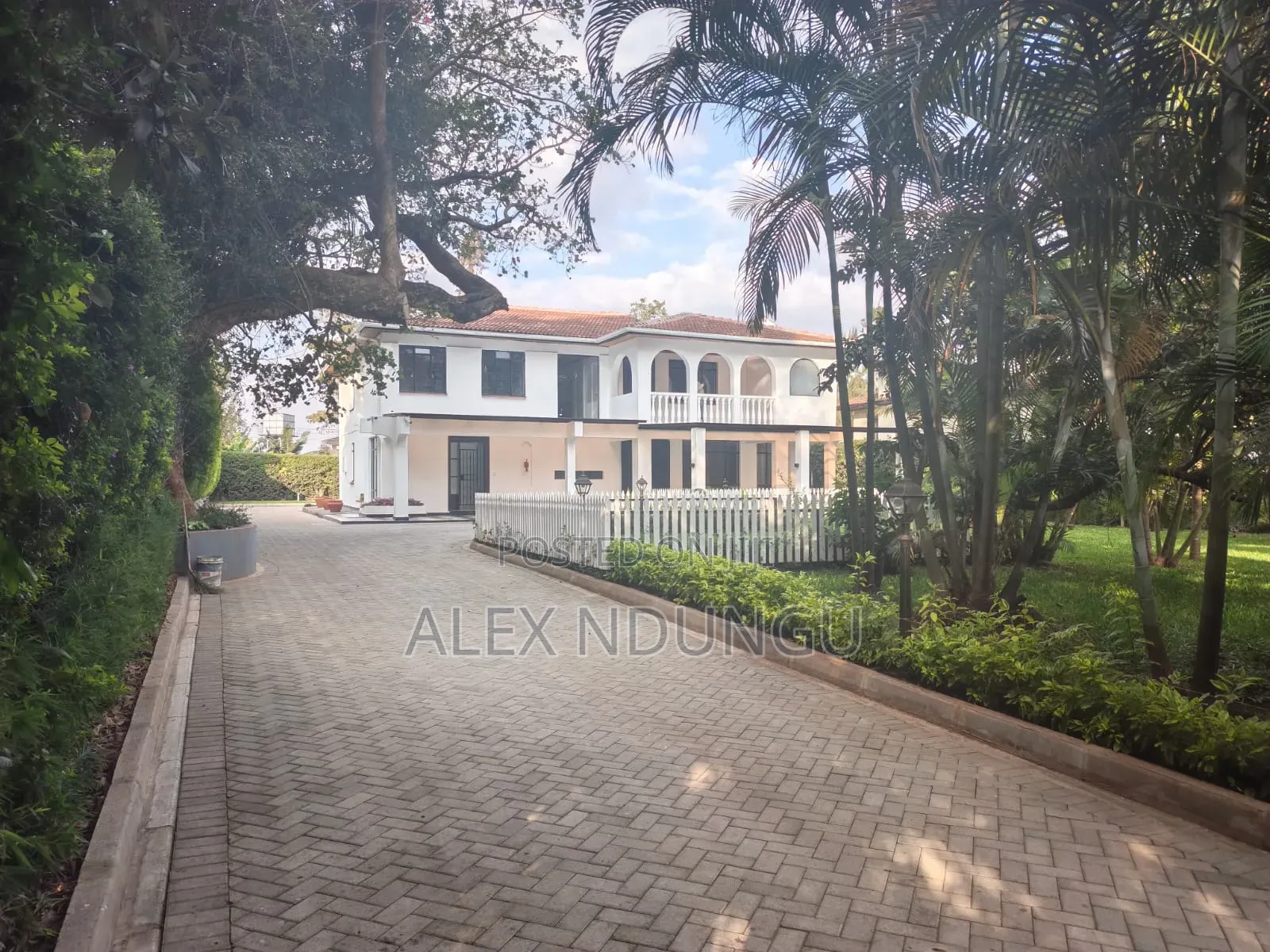 Furnished 5bdrm Block of Flats in Nairobi Central for sale in Nairobi Central