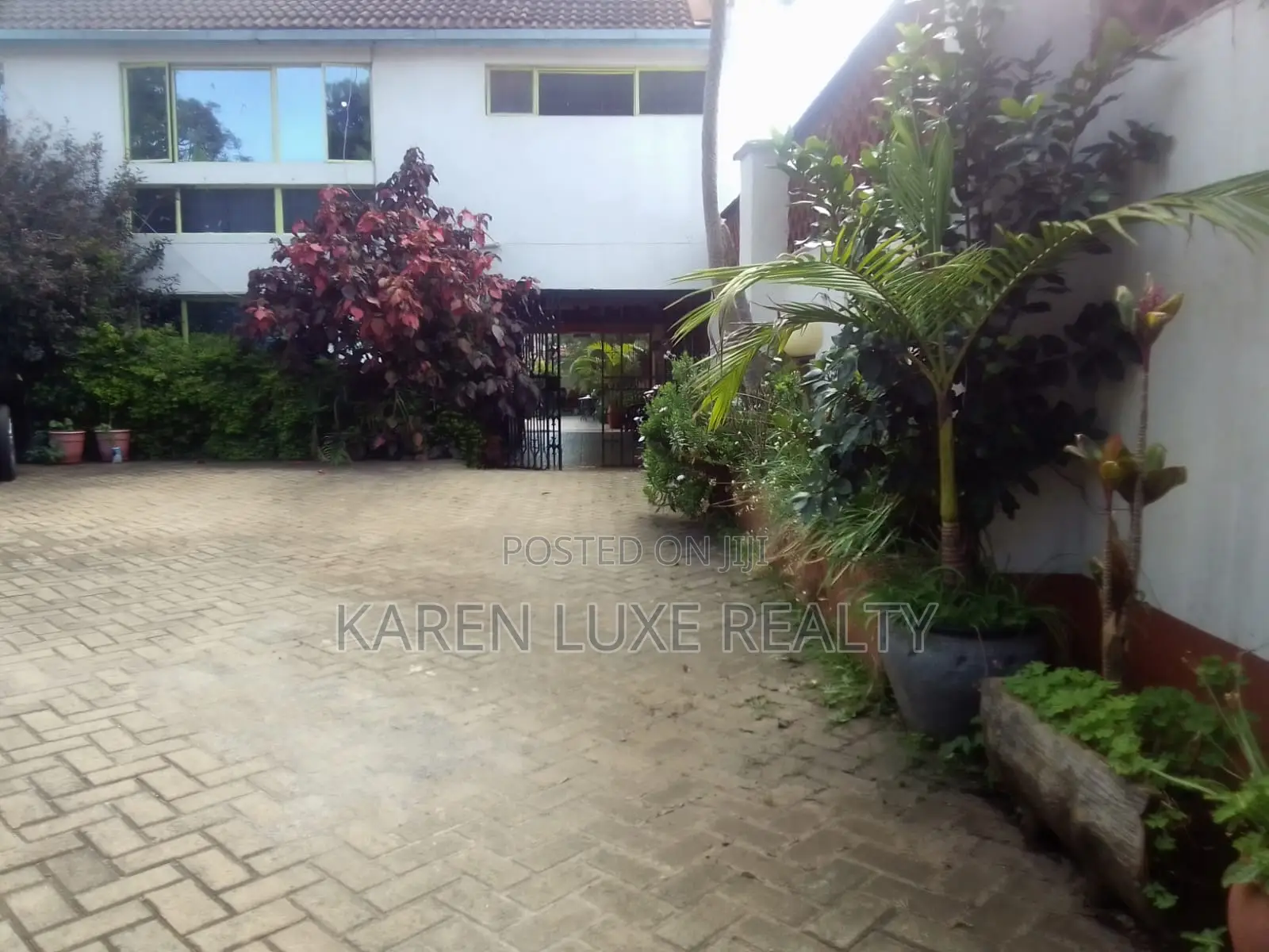 Kilimani 4bed Commercial Property in Kilimani