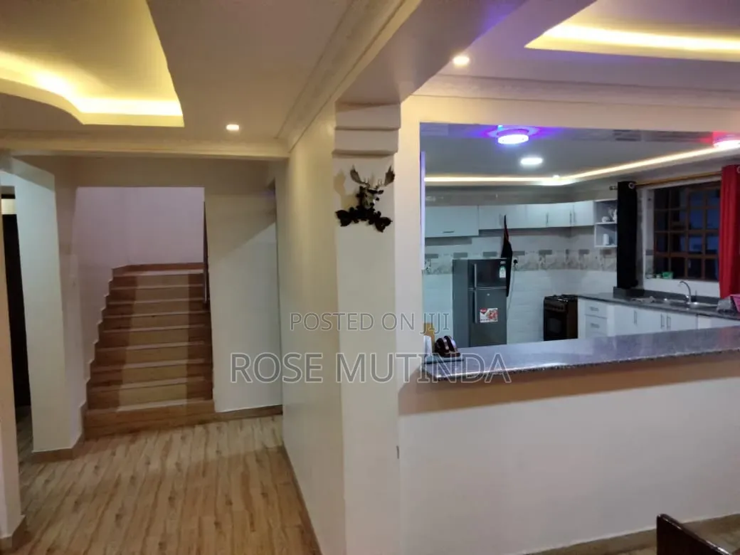 Furnished 5bdrm Maisonette in Kitengela for sale in Kitengela