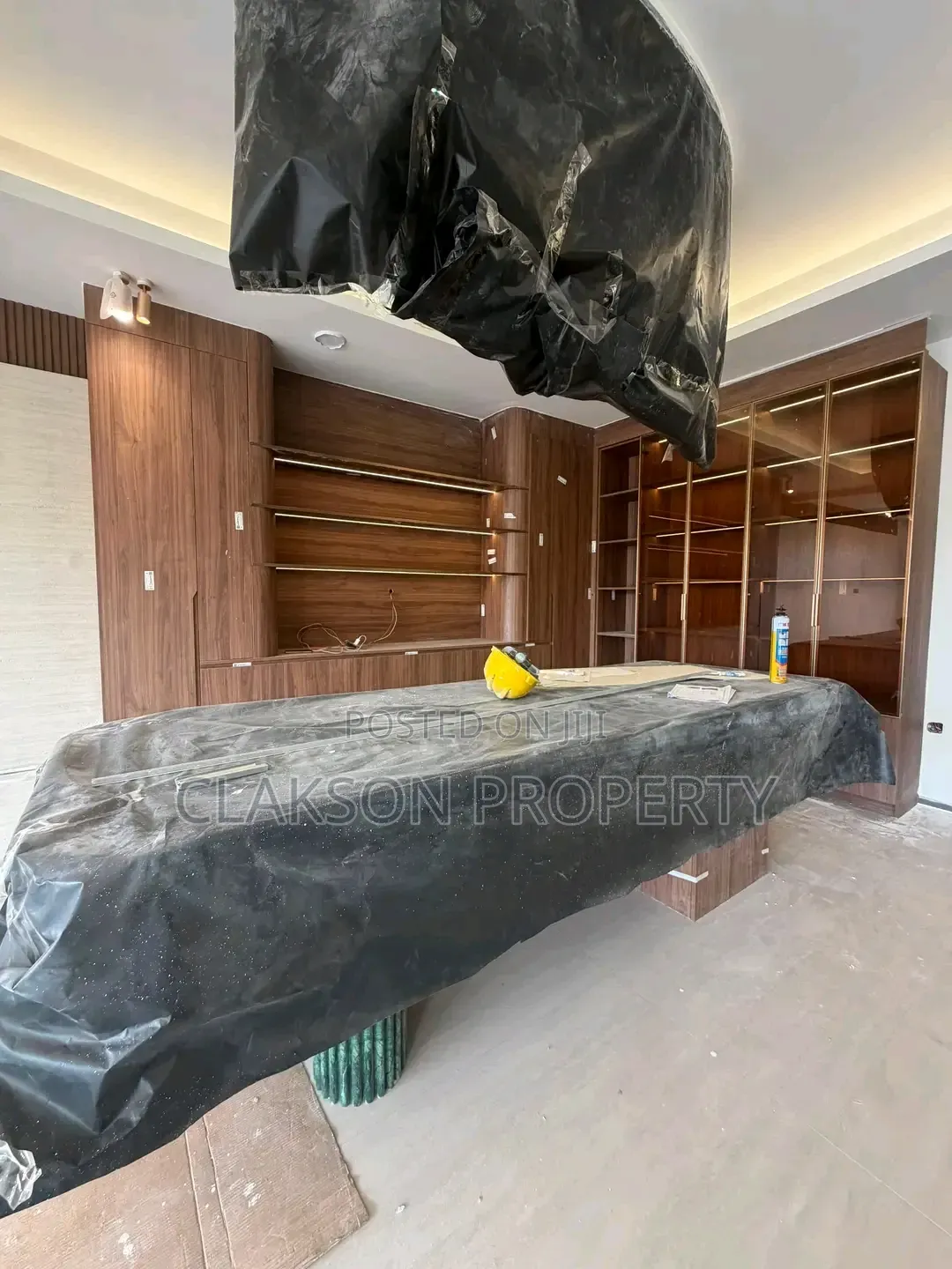 3bdrm Apartment in Westland, Spring Valley for sale in Spring Valley