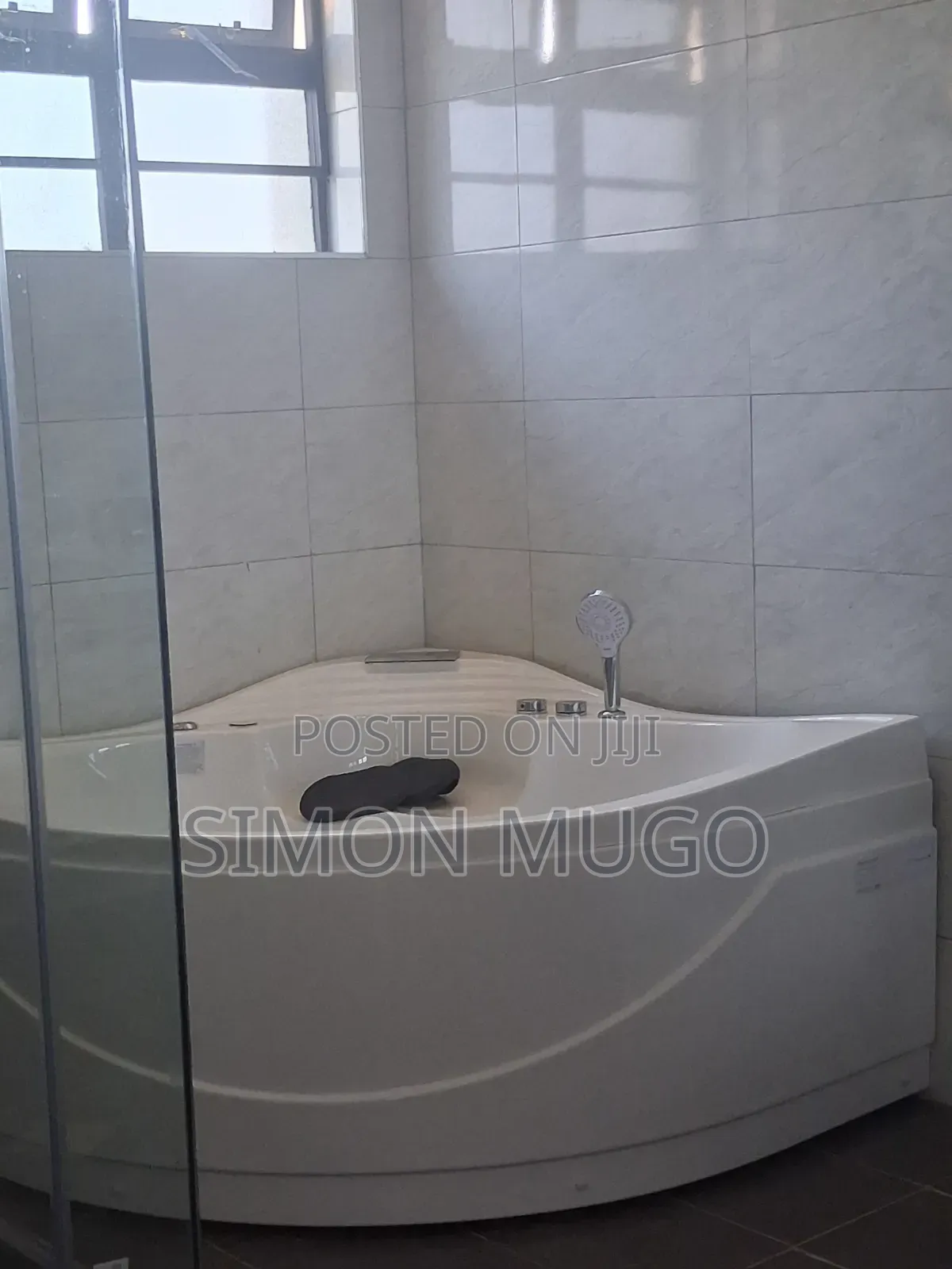 4bdrm Maisonette in Membley Estate for sale in Membley Estate