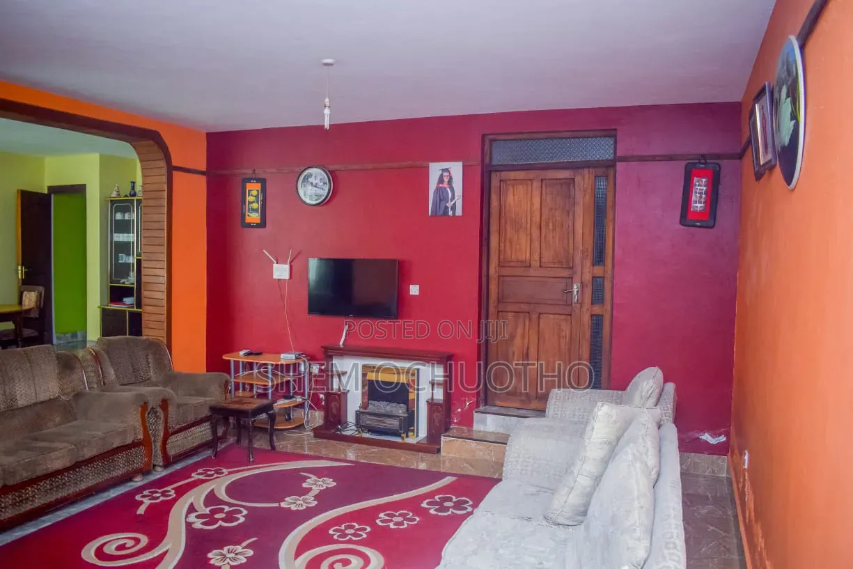 5bdrm Maisonette in Olenairi for sale in Ole Polos