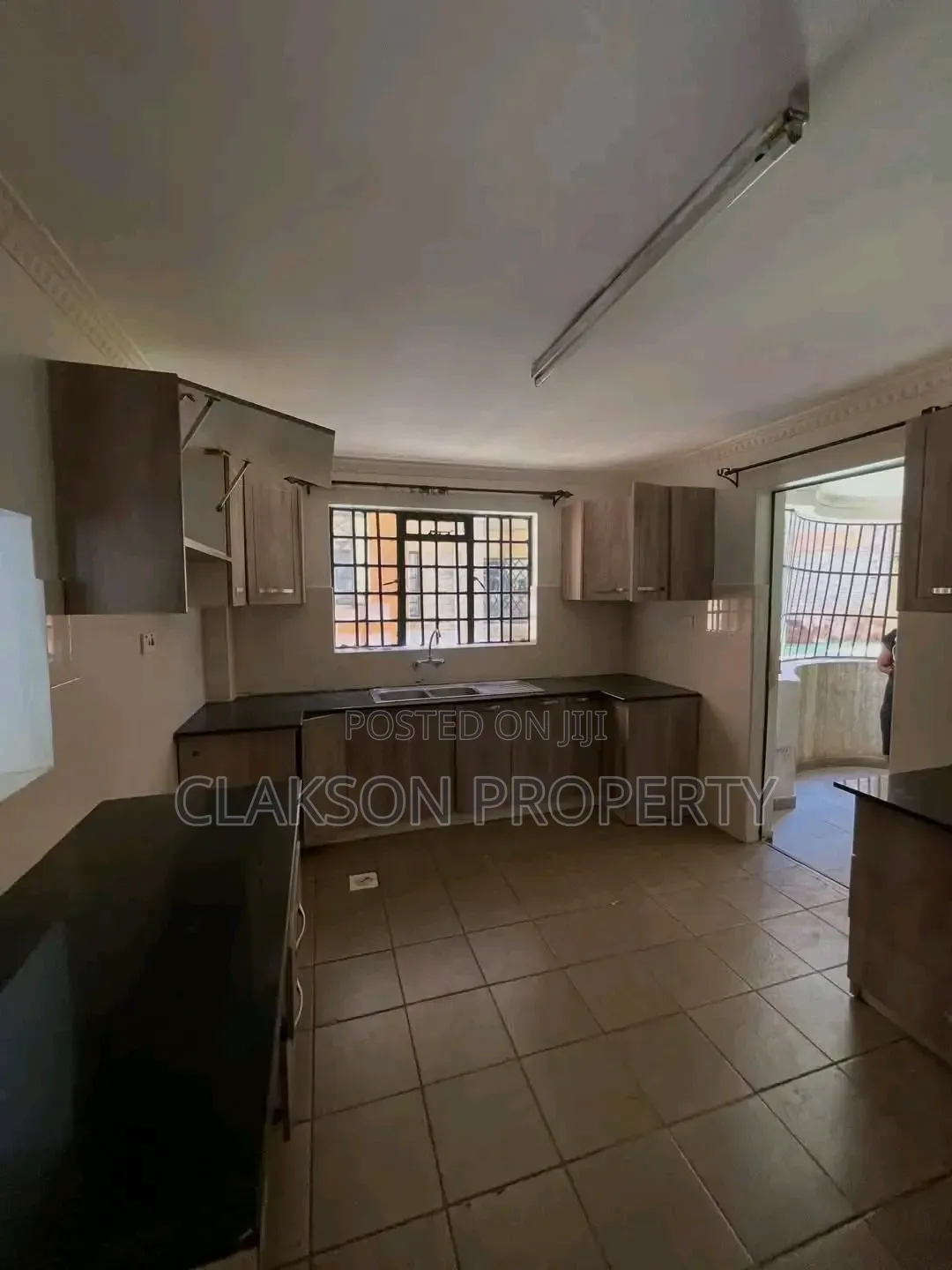 4bdrm Apartment in Lavington, Muthangari for rent in Muthangari