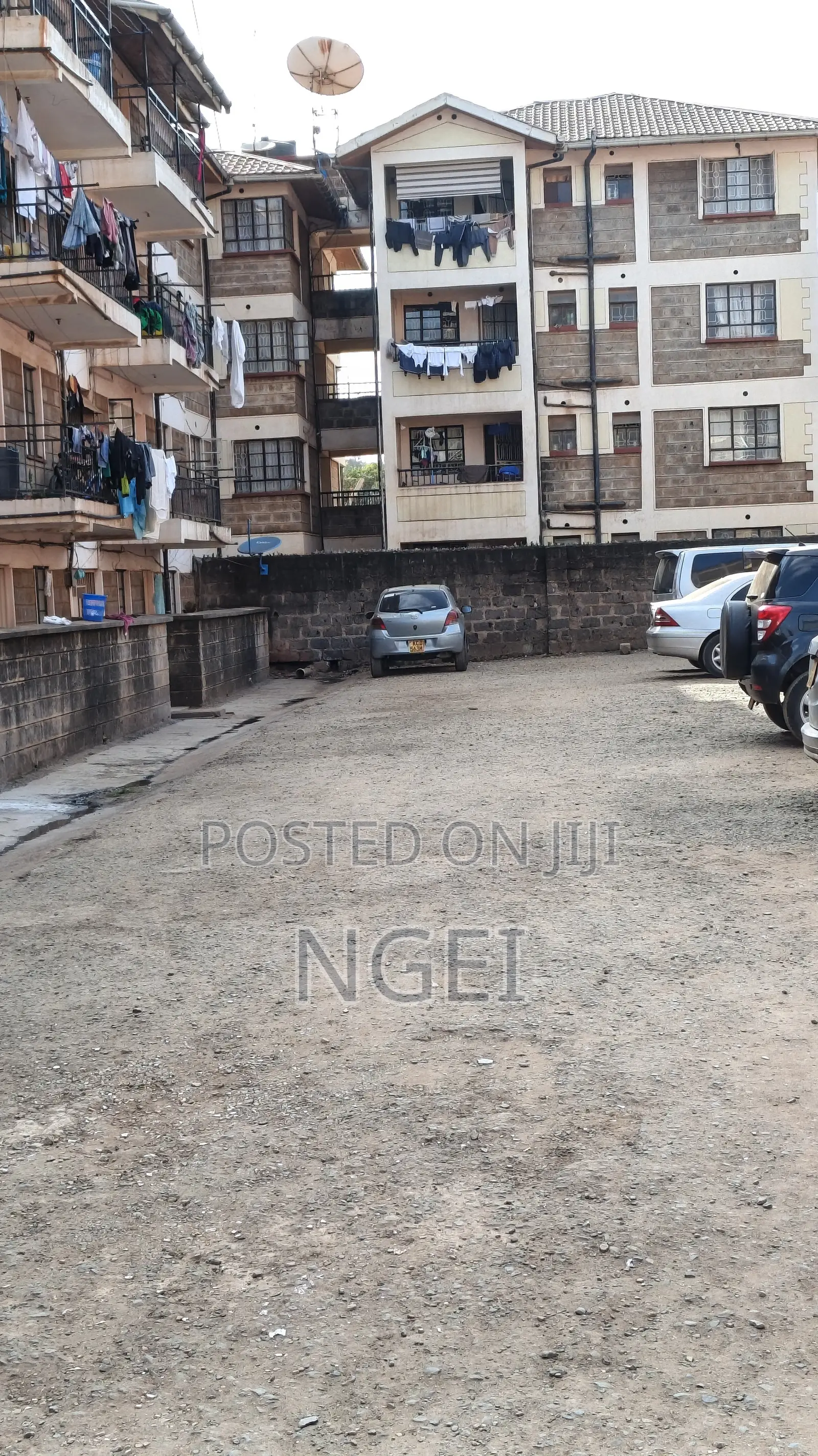 2bdrm Block of Flats in Thome Estate for sale in Thome