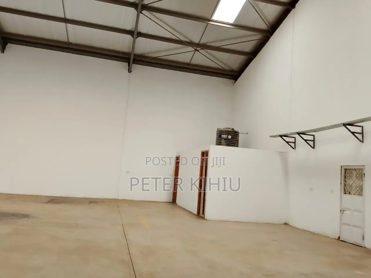 Godown to Let 8138sqft in Thika in Makongeni / Thika