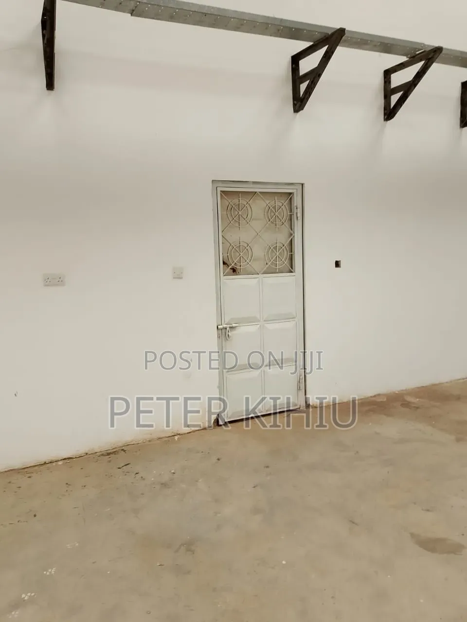 Godown to Let 8138sqft in Thika in Makongeni / Thika