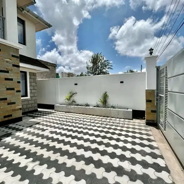 Airbnb Own Compound MOMBASA ROAD. Syokimau.mins to JKIA ,SGR TERMINUS in Lukenya
