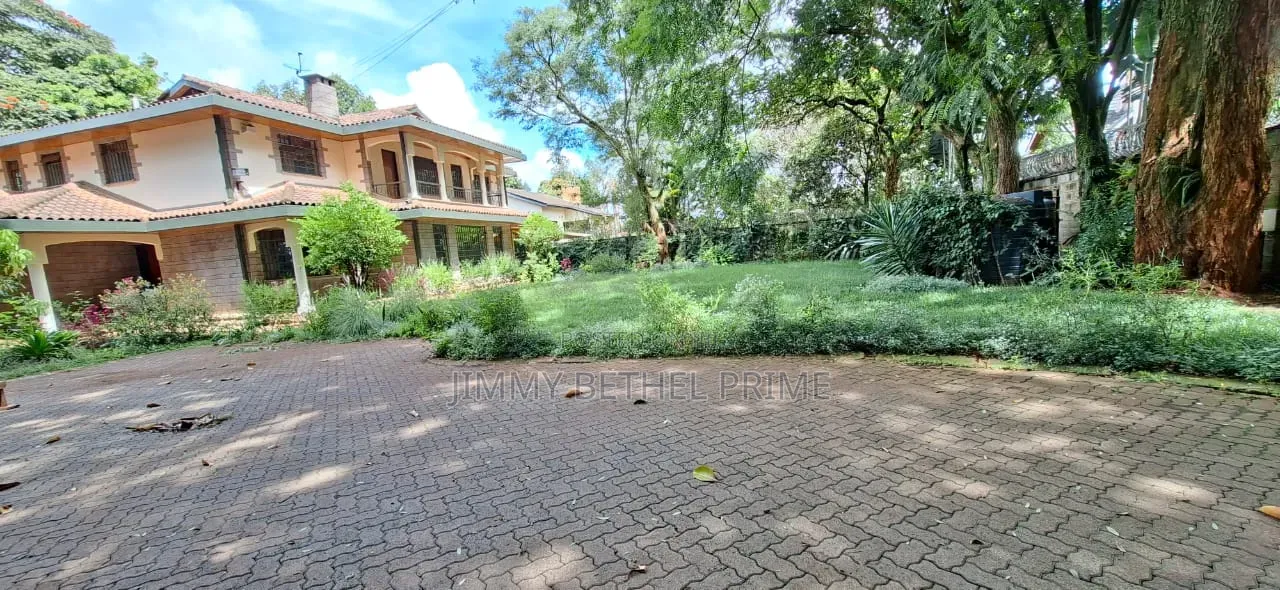 5bdrm House in Nyari for sale in Nyari
