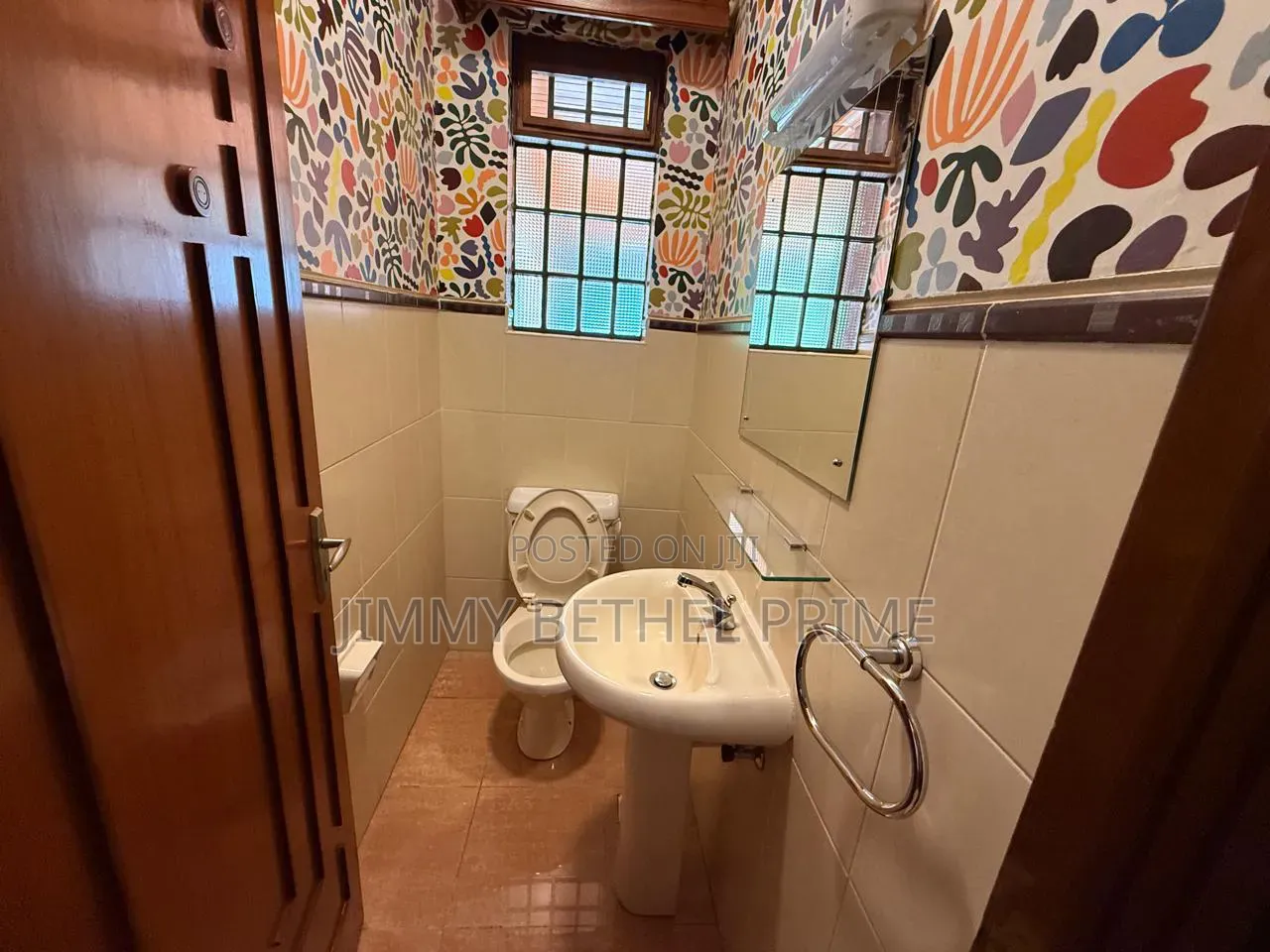5bdrm House in Nyari for sale in Nyari