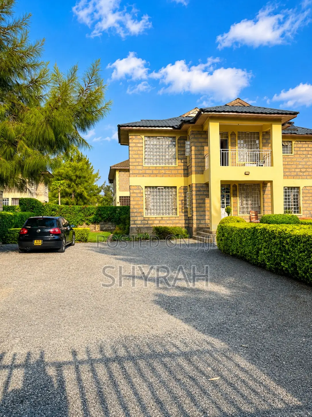 Airbnb 4 Bedroom Villa With a Pool and Lake Accesss in HellsGate