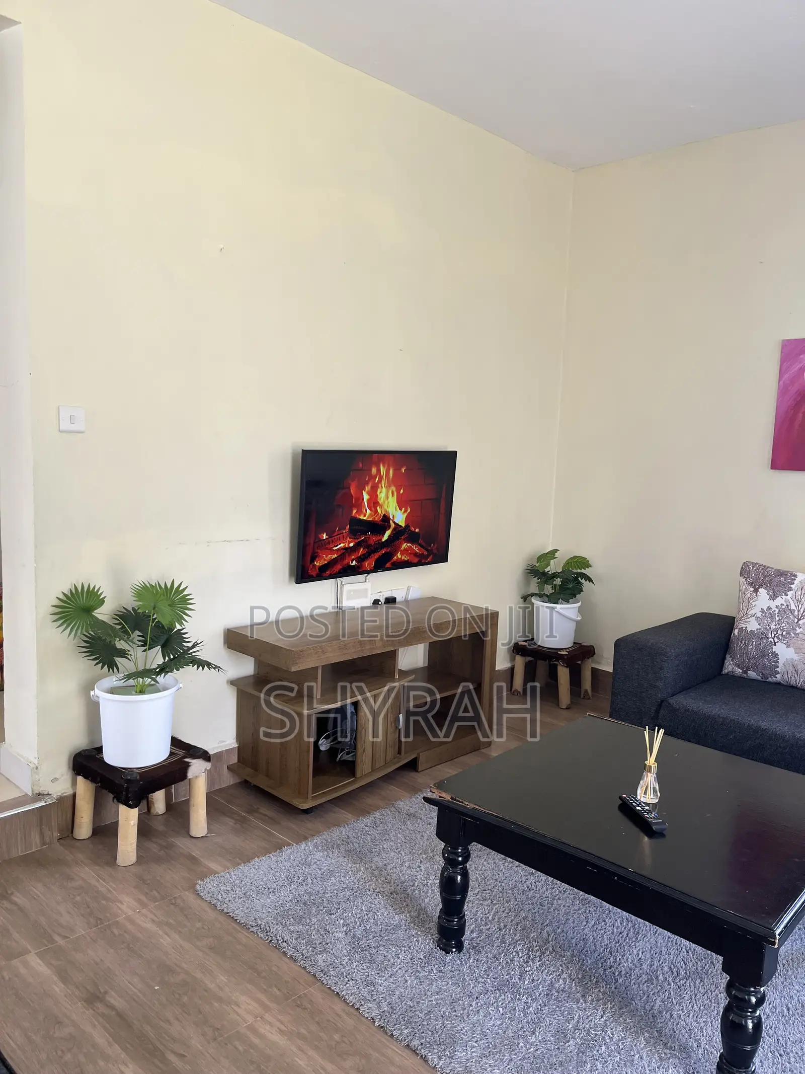 Airbnb 4 Bedroom Villa With a Pool and Lake Accesss in HellsGate