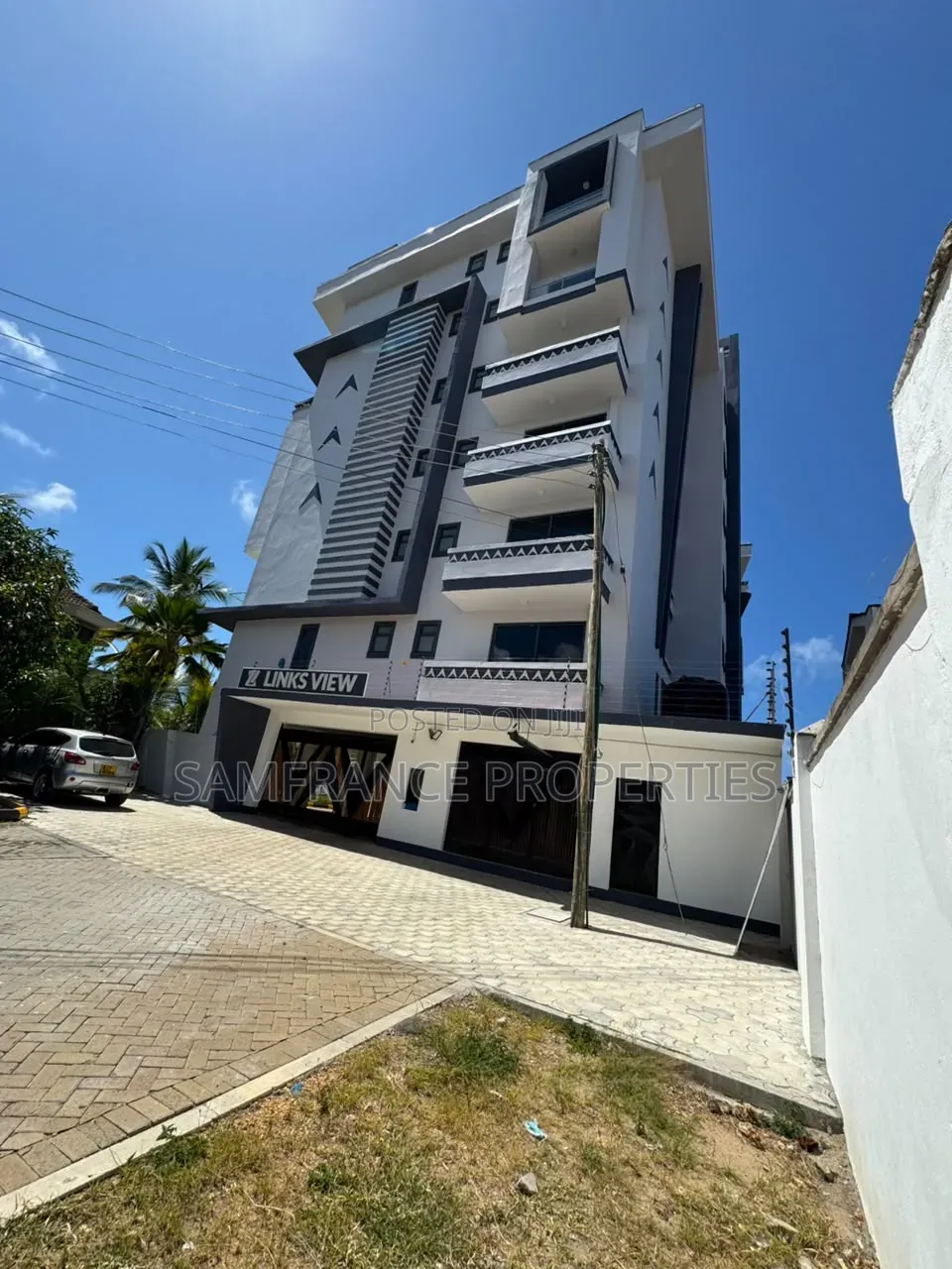 3bdrm Apartment in Links Apartment, Nyali Mkomani for sale in Nyali Mkomani