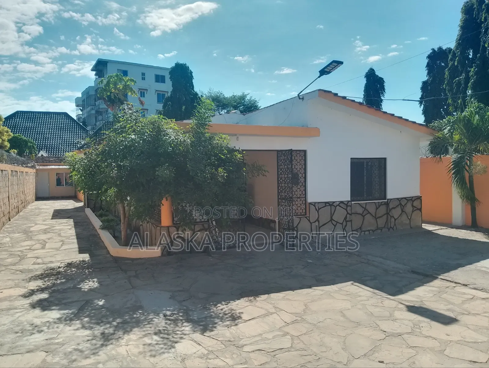 3bdrm Bungalow in Maweni, Nyali Mkomani for rent in Nyali Mkomani