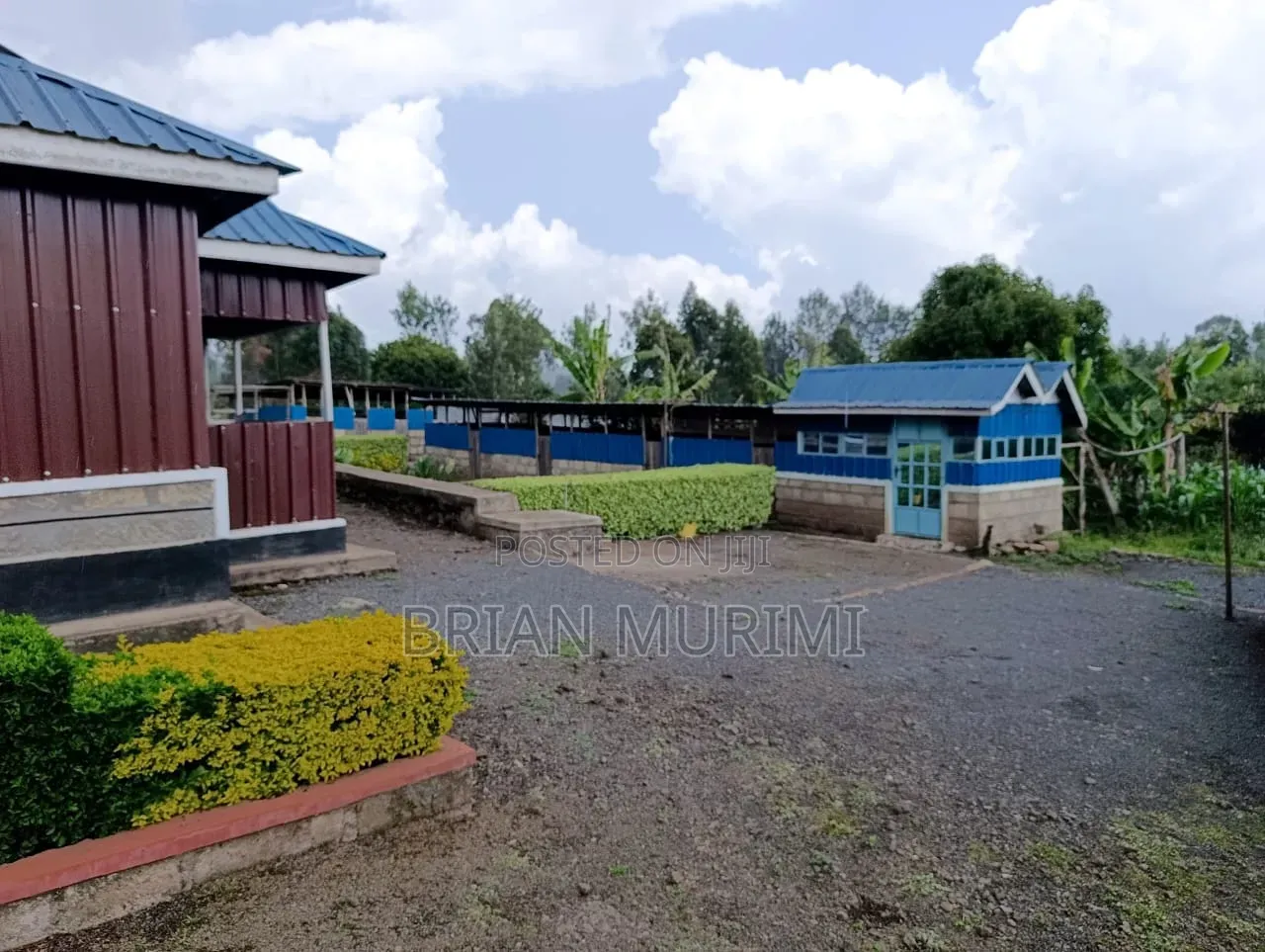 1.05 Ha Land on Sale in Kiirua/Naari
