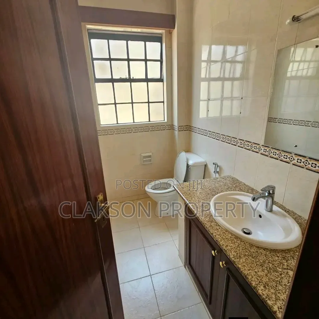 4bdrm Townhouse/Terrace in Lavington Atheru, Valley Arcade for sale in Valley Arcade