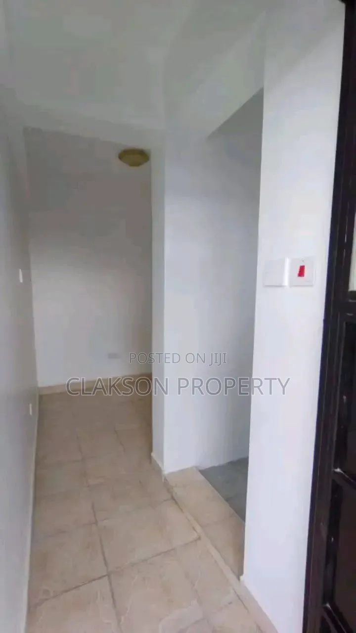 2bdrm Apartment in Road, Muhuru for rent in Muhuru