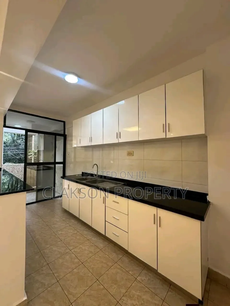 3bdrm Apartment in Kileleshwa for sale in Kileleshwa