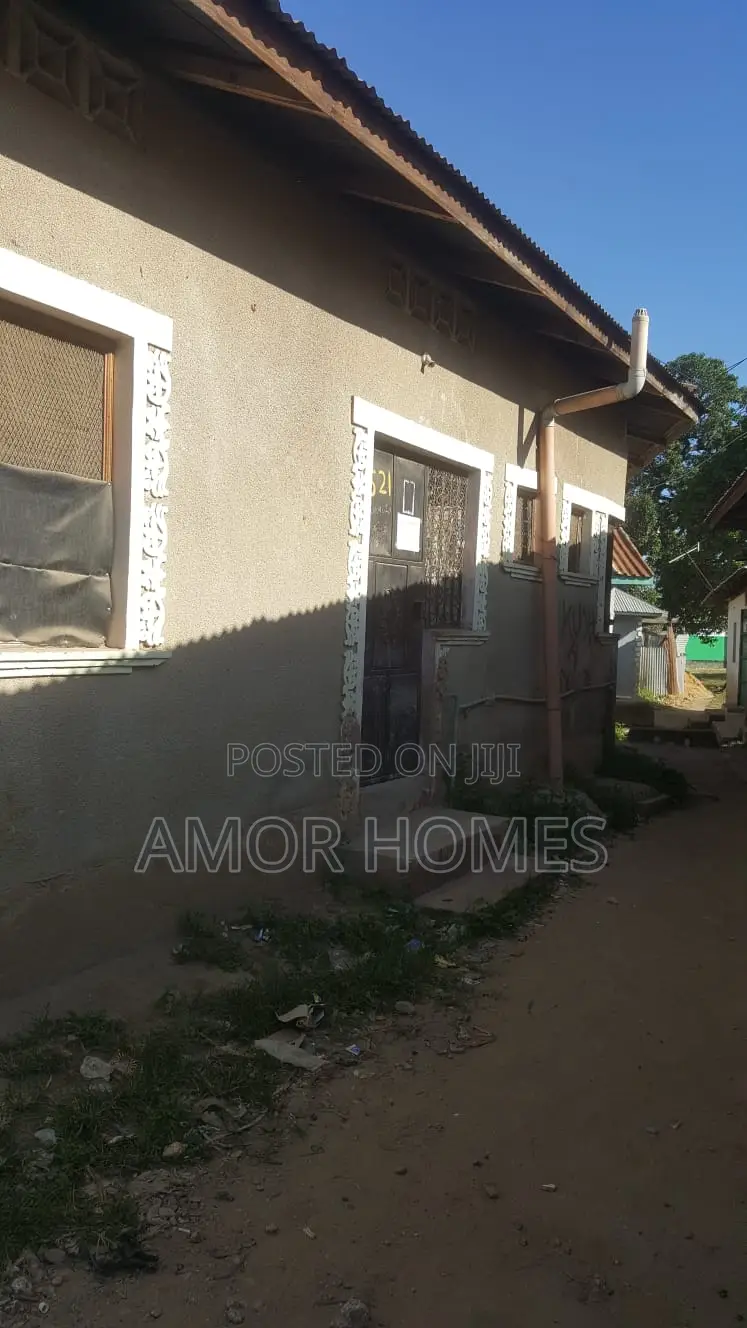 Studio Apartment in Bakarani, Mshomoroni for sale in Mshomoroni