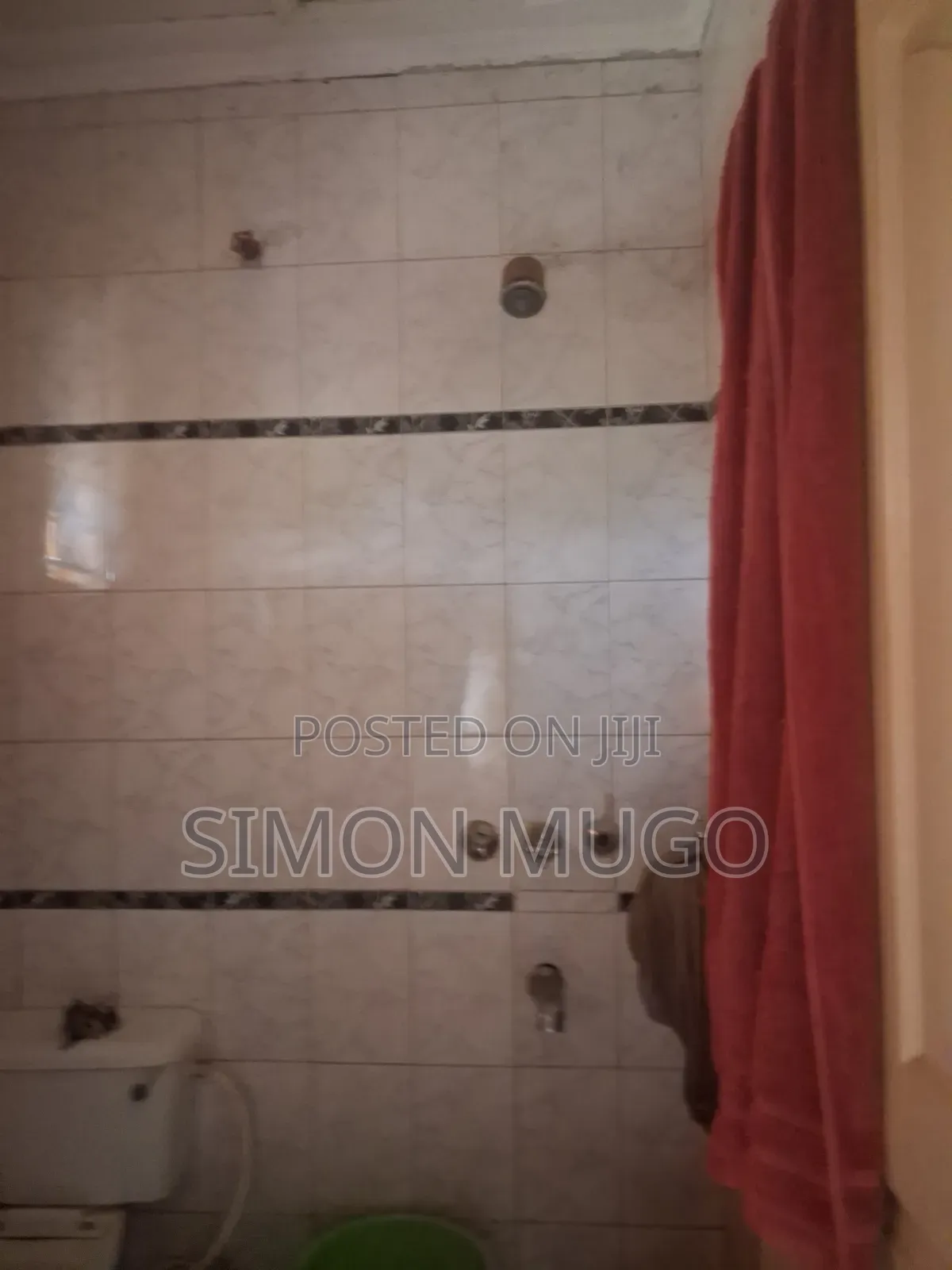 5bdrm Maisonette in Toll Estate for rent in Toll Estate