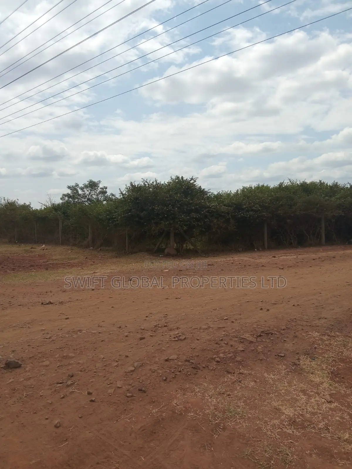 1000 Acres Touching Nairobi-Mombasa Highway Is Available for Sale in Kenyawa-Poka