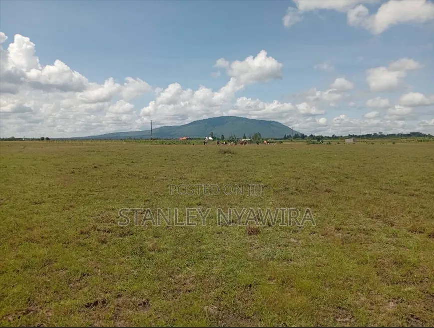 8 Acreas Nanyuki Daiga Muramati Next Tufaha Resort in Nanyuki