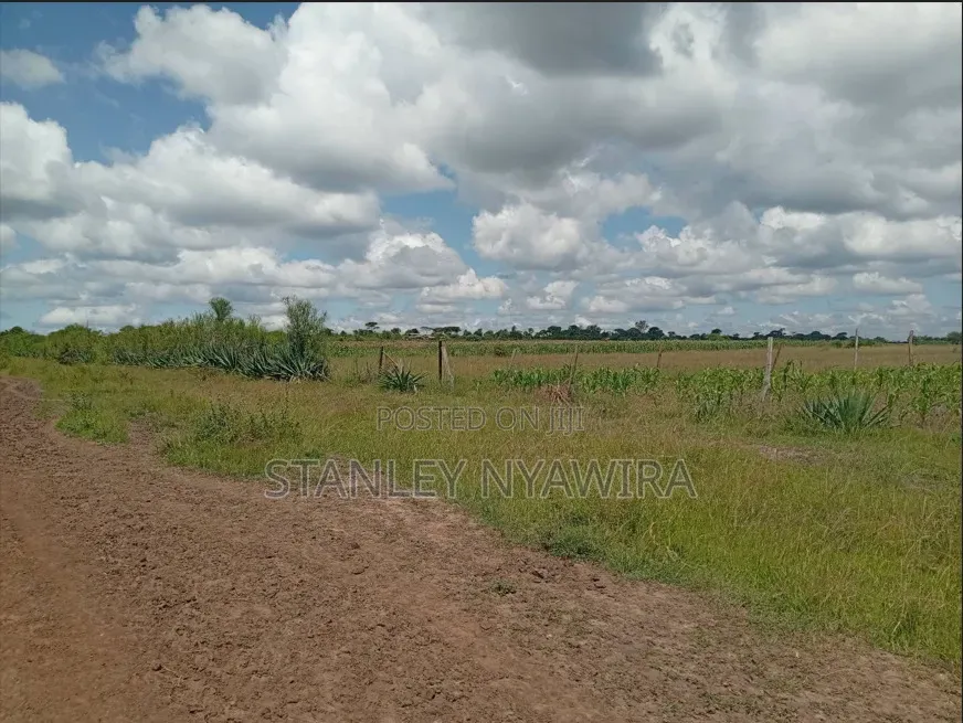 8 Acreas Nanyuki Daiga Muramati Next Tufaha Resort in Nanyuki
