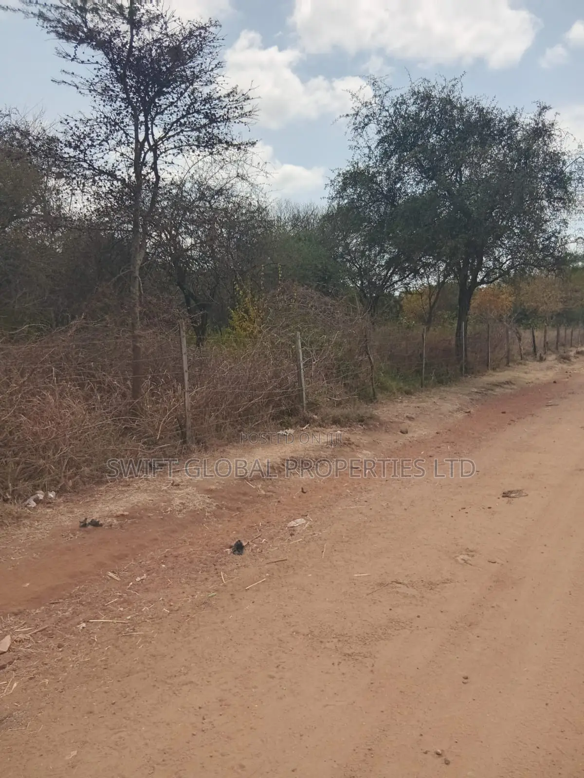 5 Acres Touching Mombasa-Nairobi Road in Sultan Hamud Is for Sale in Kenyawa-Poka