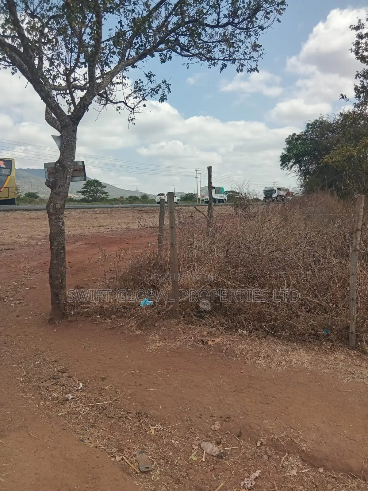 5 Acres Touching Mombasa-Nairobi Road in Sultan Hamud Is for Sale in Kenyawa-Poka