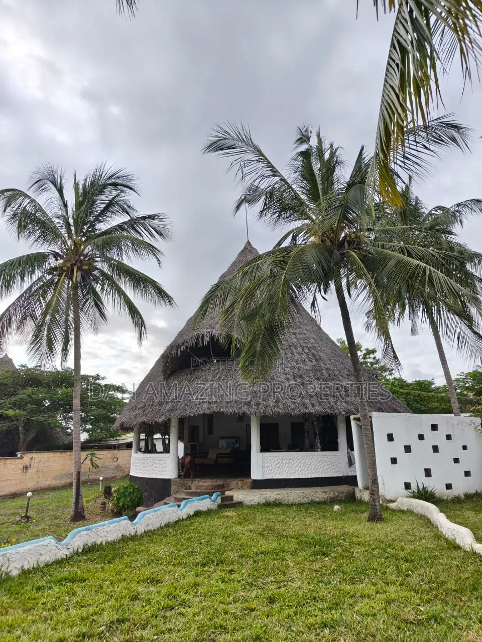 Furnished 3bdrm Villa in Diani 2Nd Row for sale in Diani