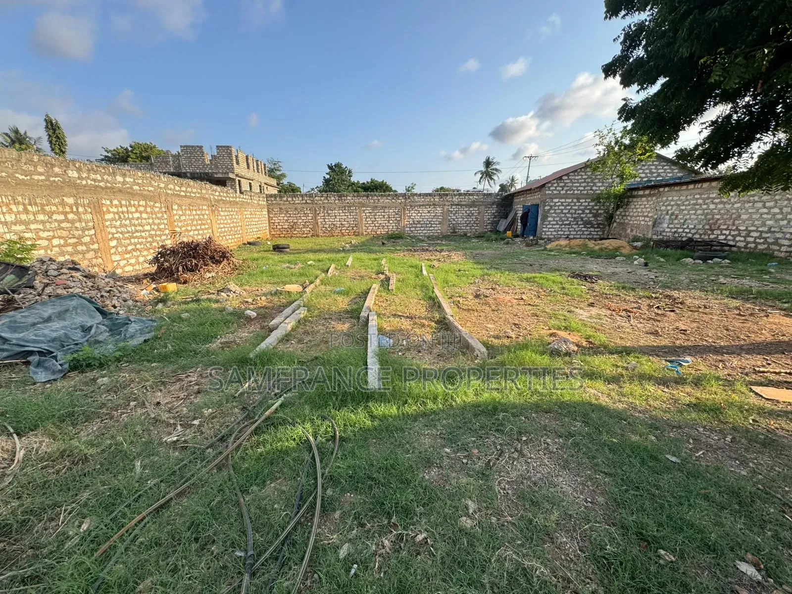 Utange Yard to Let in Utange