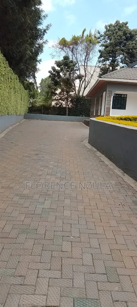 3bdrm Bungalow in Muteero Rd, Karen C for rent in Karen C