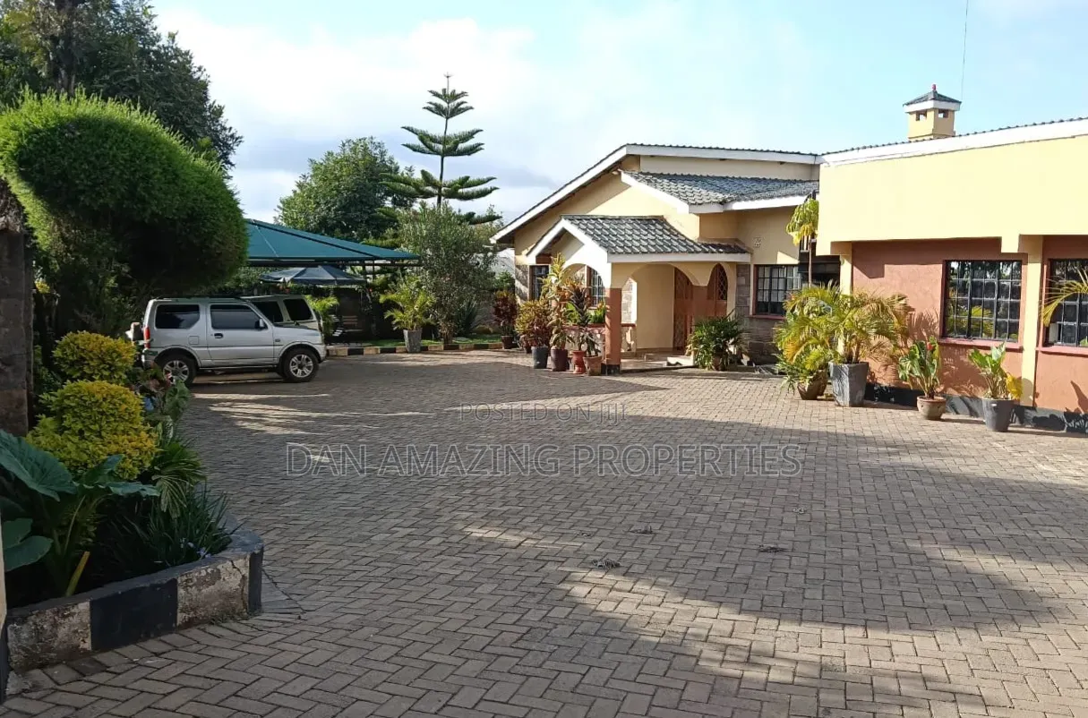 6bdrm Bungalow in Ngong On 1/4 Acre, Oluulua for rent in Oluulua