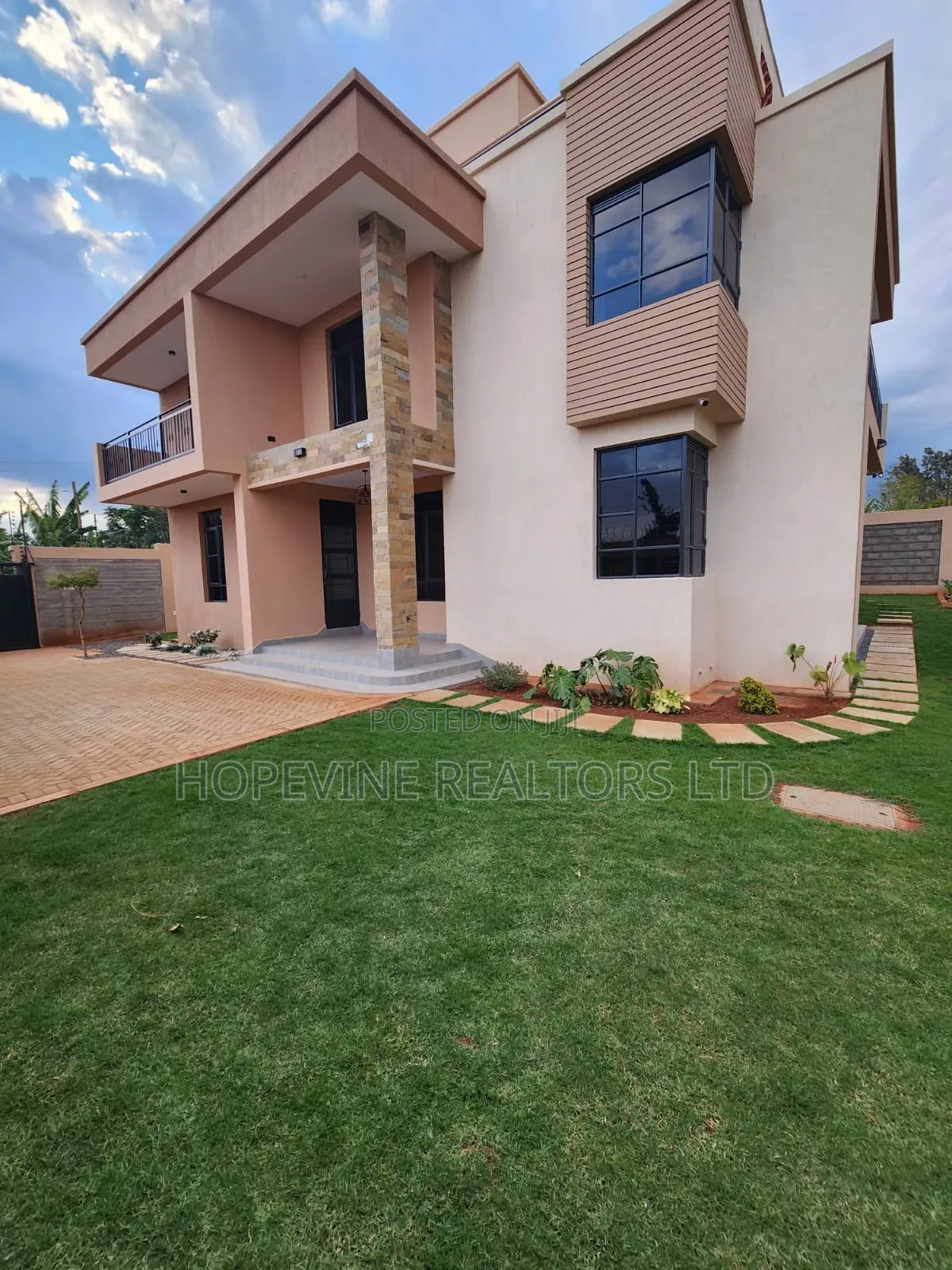 4bdrm House in Daykio-Bustani, Kimbo for sale in Kimbo