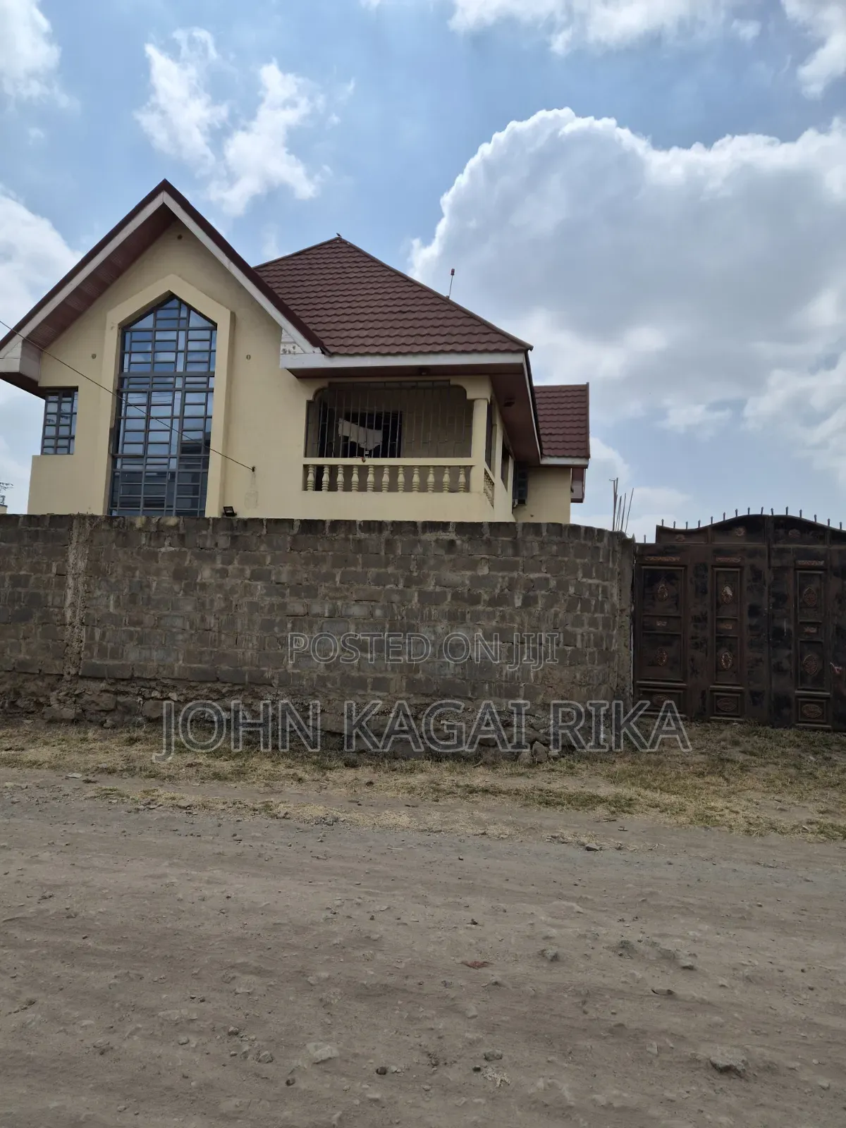 5bdrm Maisonette in Utawala for sale in Complex Utawala