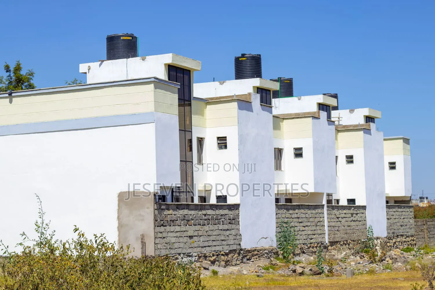 5bdrm Townhouse/Terrace in Utawala, Junction/Benedicta for sale in Junction/Benedicta