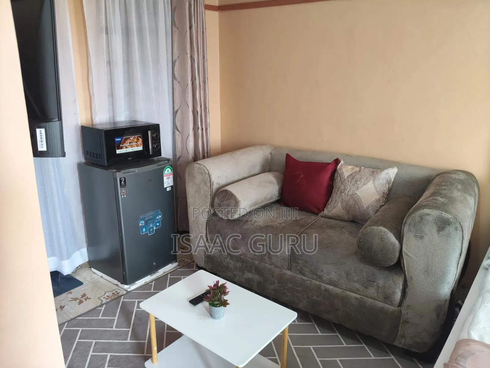Studio Airbnb Available in Kamakis in Kamakis