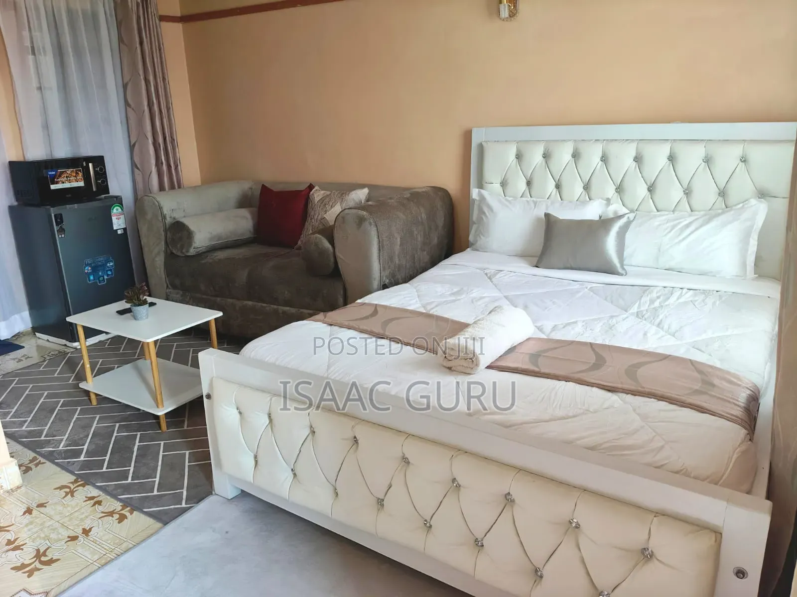 Studio Airbnb Available in Kamakis in Kamakis