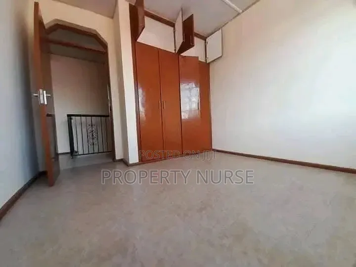 Furnished 3bdrm Maisonette in Gateway Mall Area for rent in Gateway Mall Area