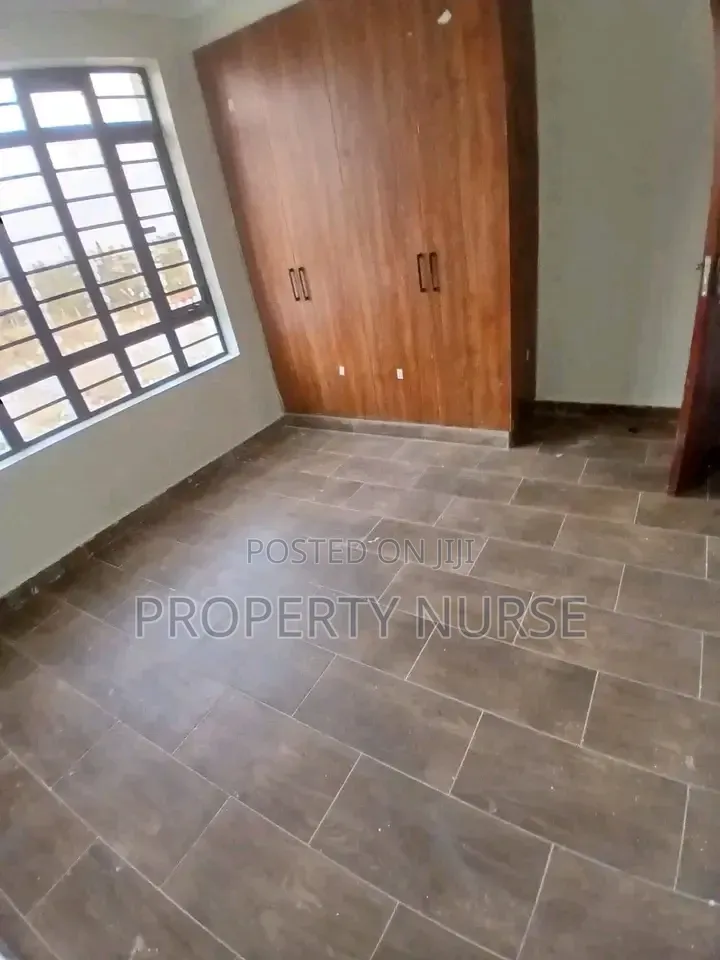 3bdrm Duplex in Gateway Mall Area for rent in Gateway Mall Area