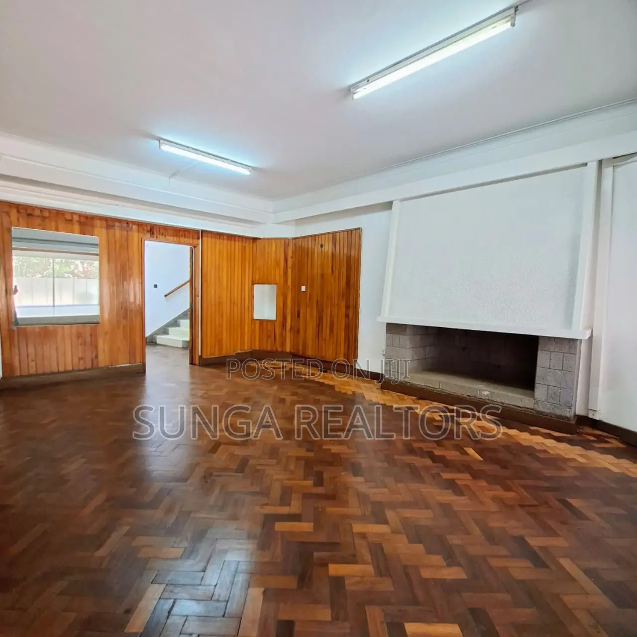 Commercial Property for Let in Muthangari Drive in Muthangari