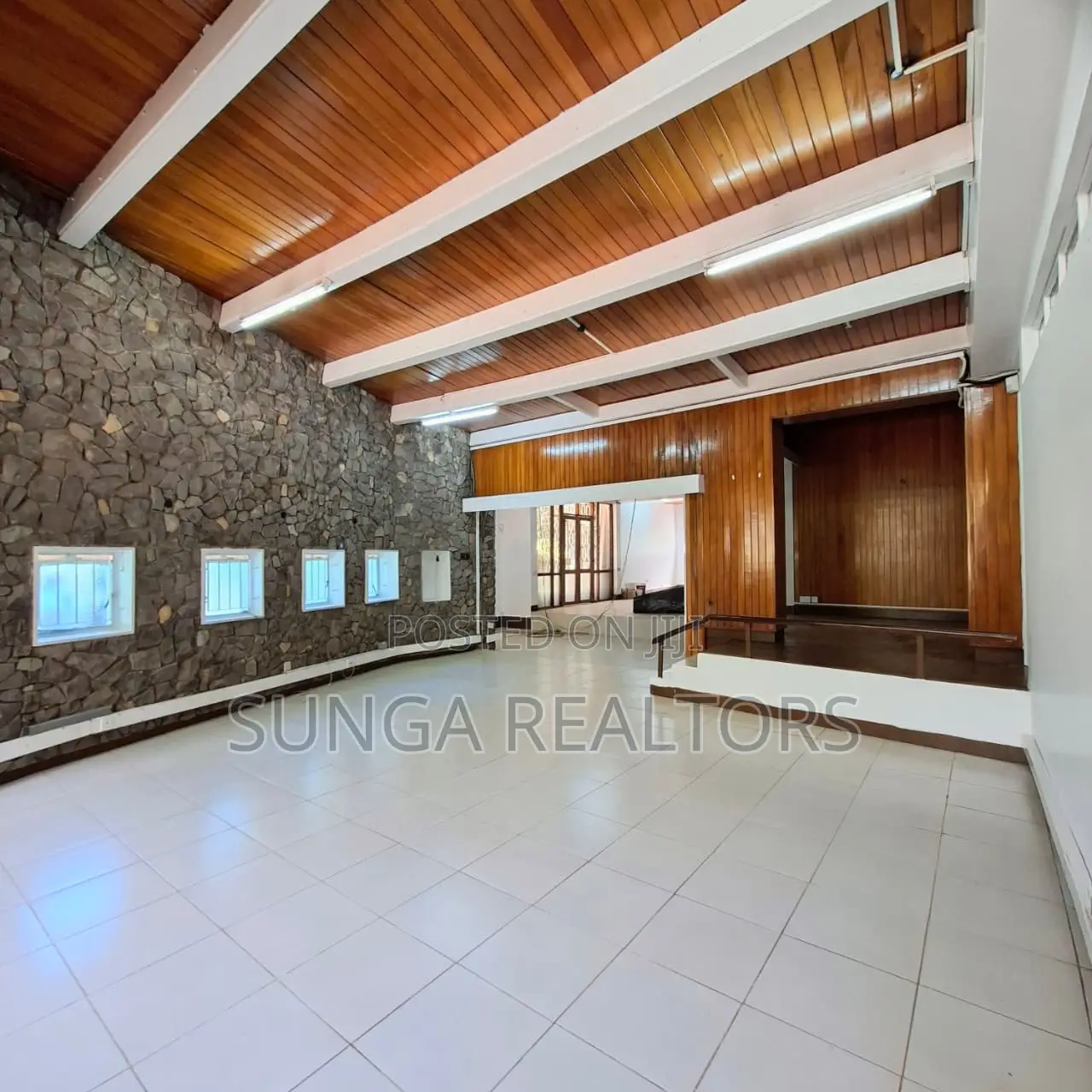 Commercial Property for Let in Muthangari Drive in Muthangari