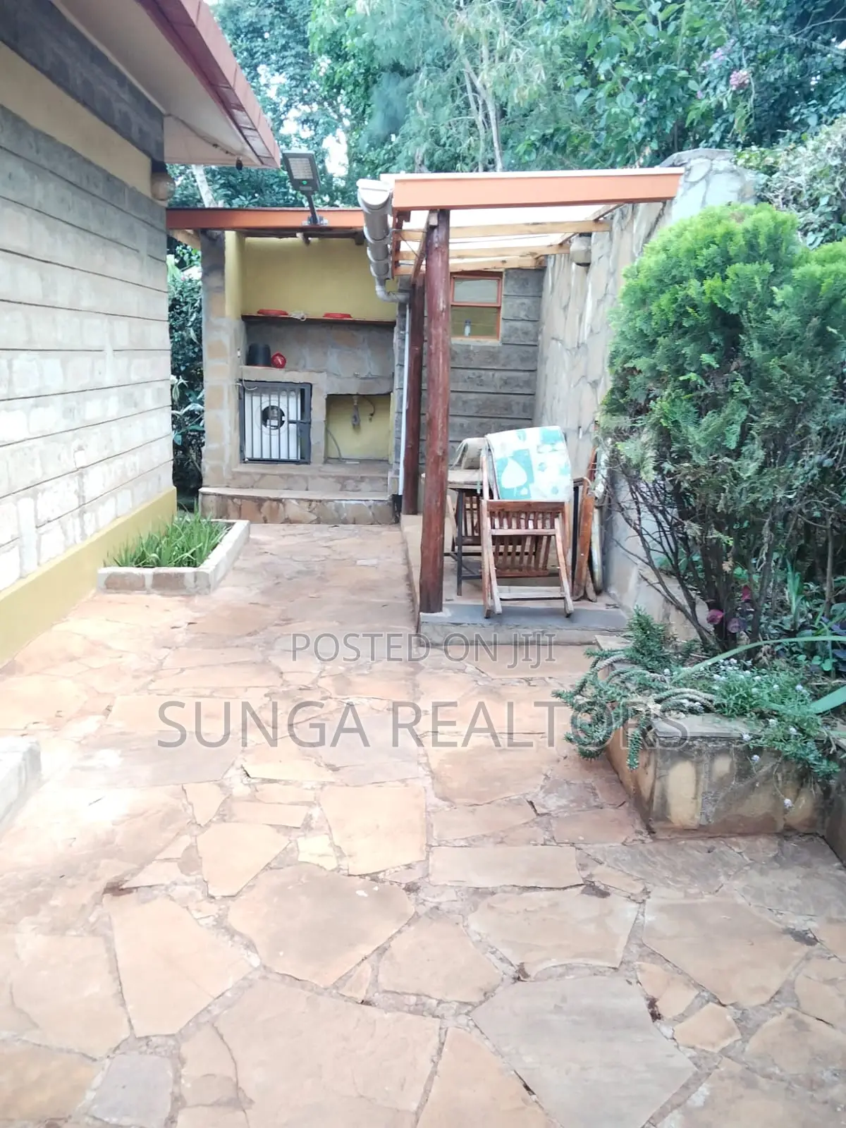Furnished 2bdrm Bungalow in Ridgeways for rent in Ridgeways