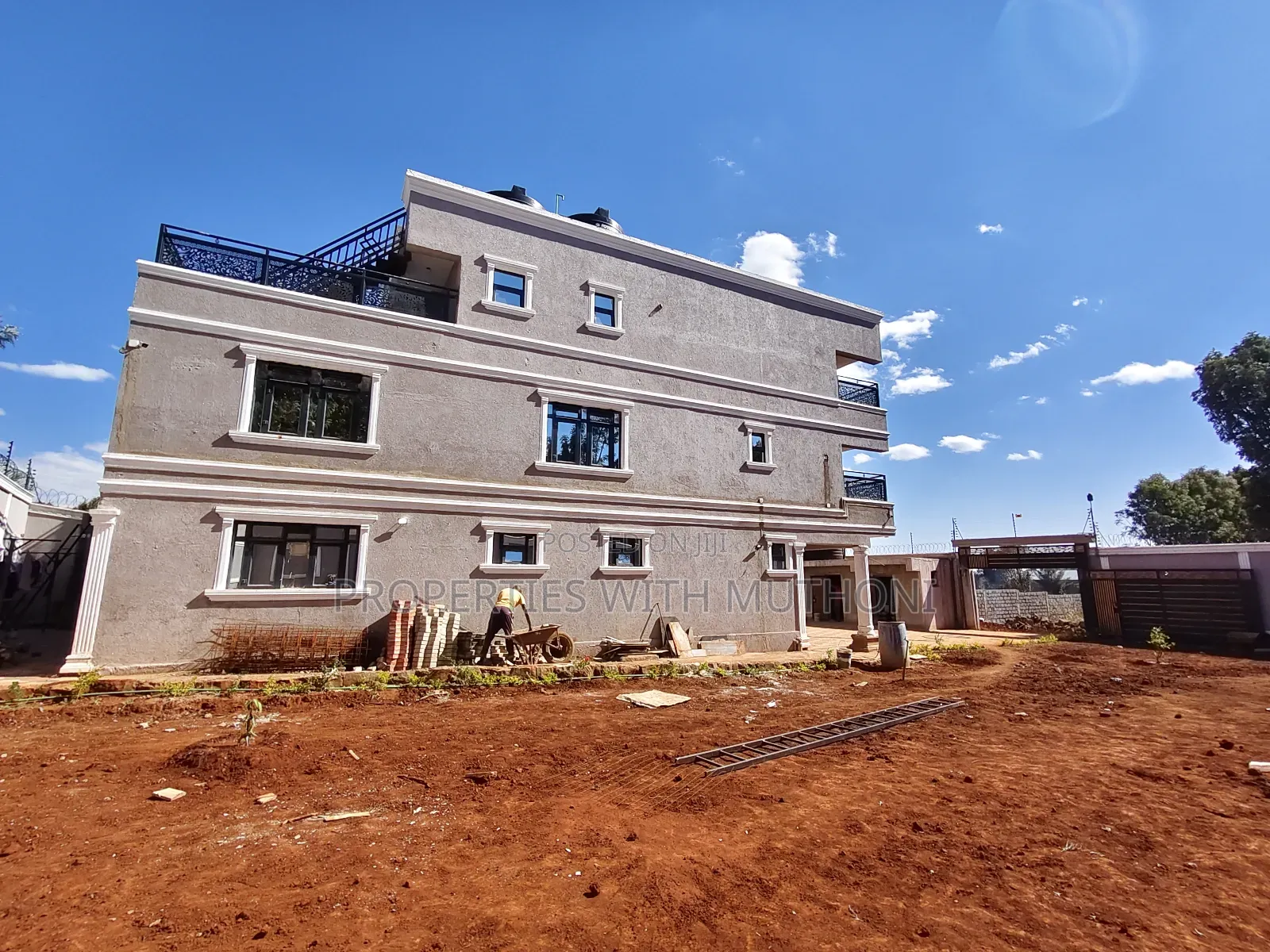 6bdrm Maisonette in Kibiku for sale in Kibiku