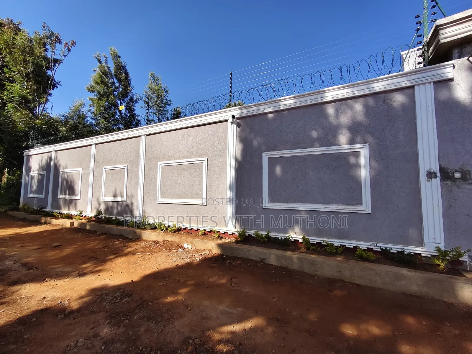 6bdrm Maisonette in Kibiku for sale in Kibiku