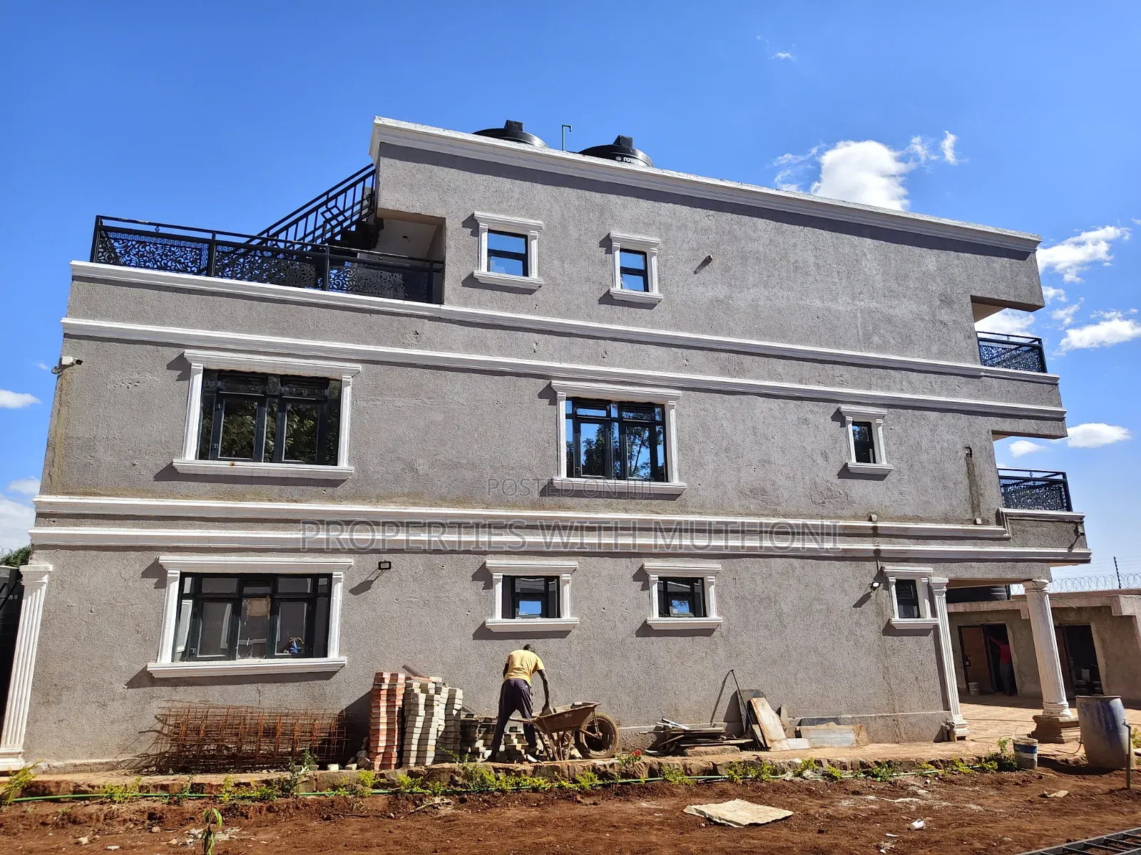 6bdrm Maisonette in Kibiku for sale in Kibiku