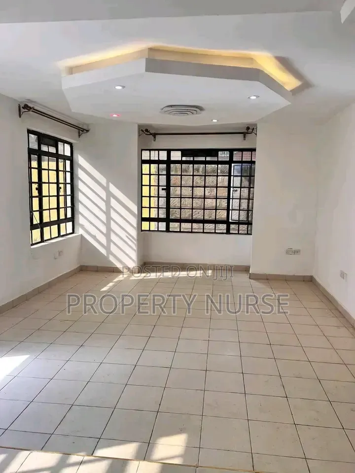 4bdrm Maisonette in Gateway Mall Area for rent in Gateway Mall Area